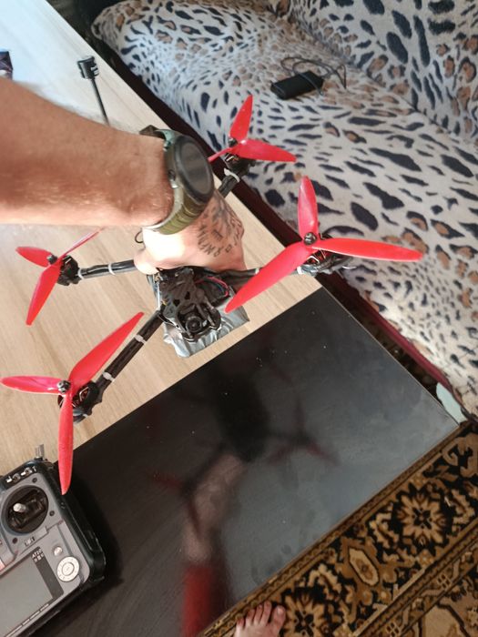 ФПВ 7 дюймовий + комплектуючі  срочно