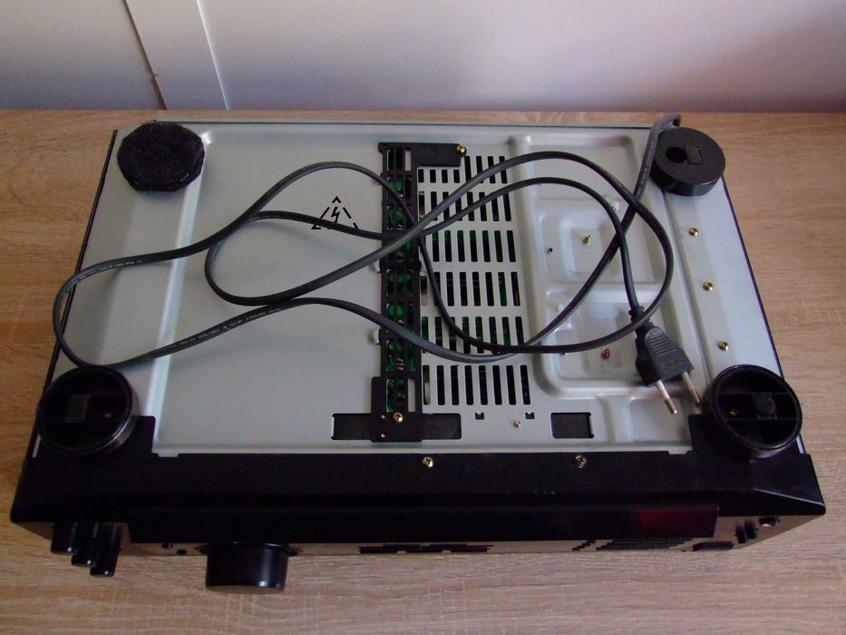 Sony STR-DE135 .