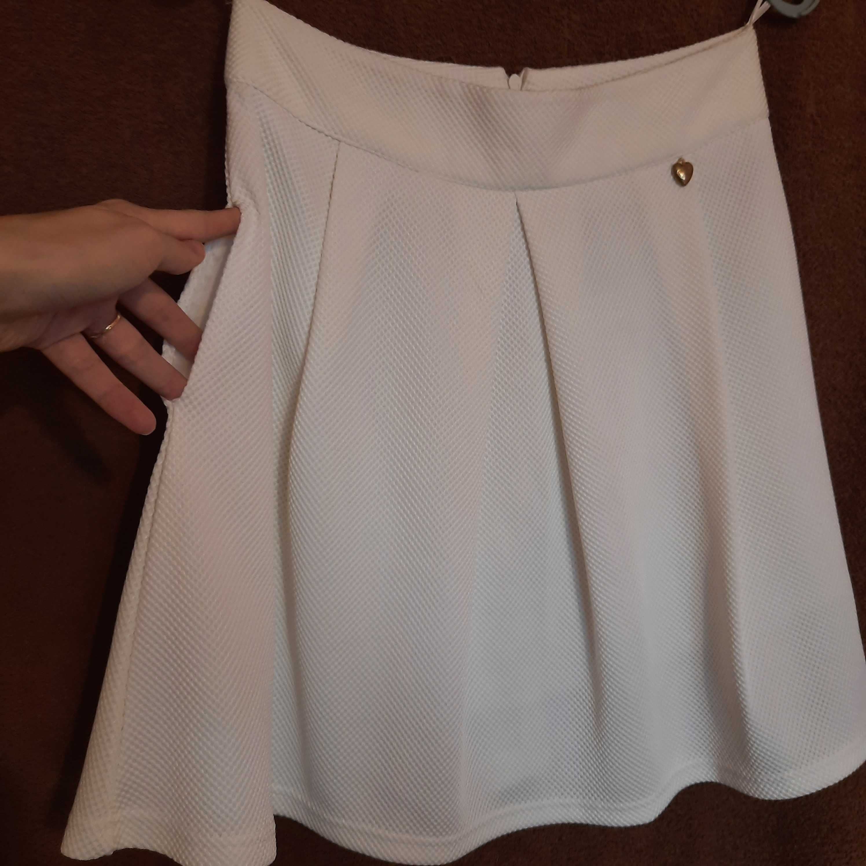 Biała/kremowa spódnica
