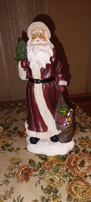 Продаю статуетку Діда Мороза