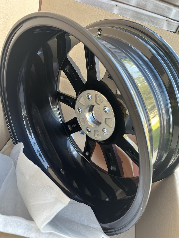 Felgi aluminiowa 3 sztuki HONDA 7,5 x 18" 5x114.3 - Nowe! Pieknie !