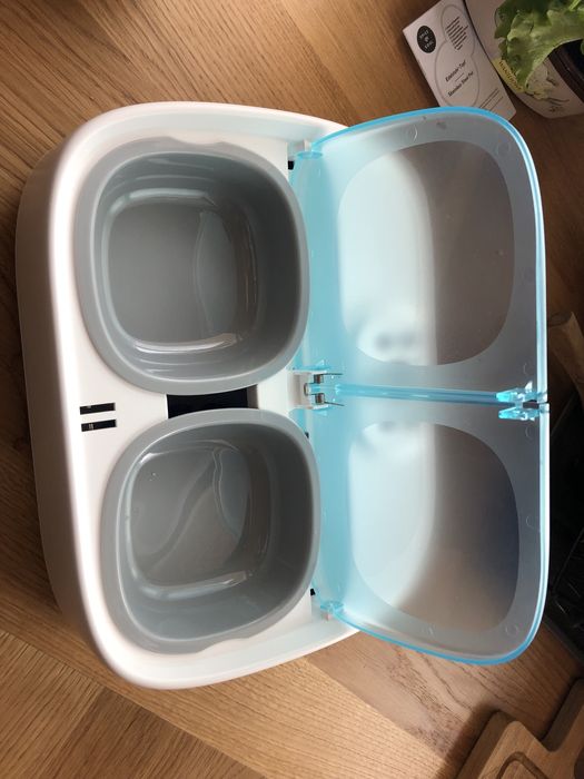 Petoneer Two-meal Feeder dozownik karmy dla kota