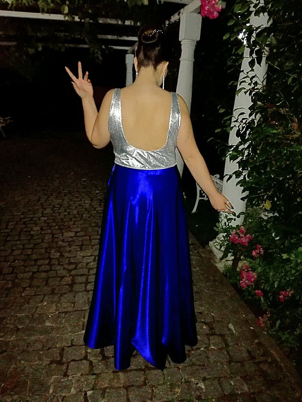 Vestido azul e prateado