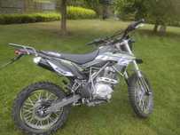 Cross Asix Defender  2023r. 200km przebiegu!!! 12KM (150cm3)