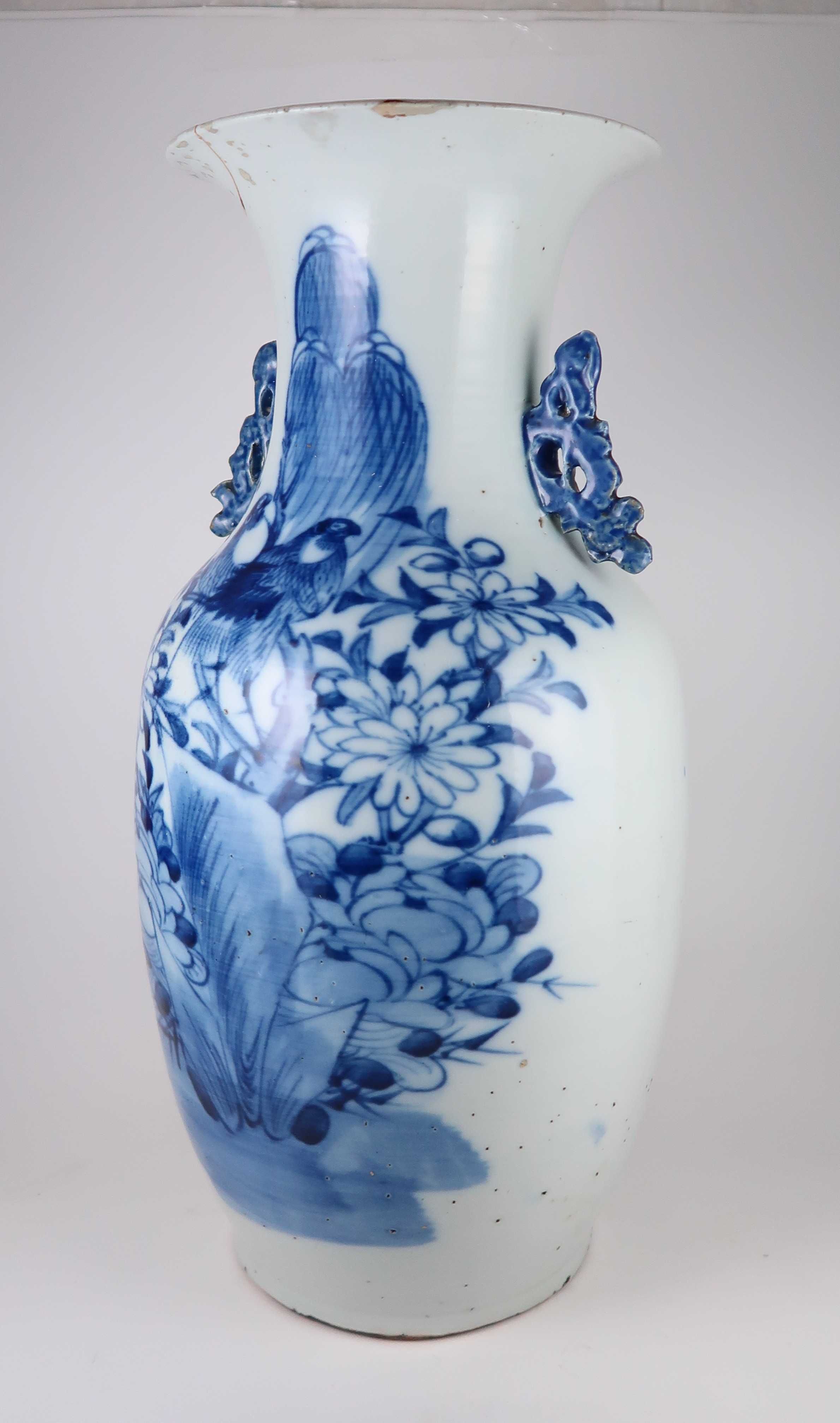 Jarrão em porcelana azul e branca da China Séc. XIX - 43 cm