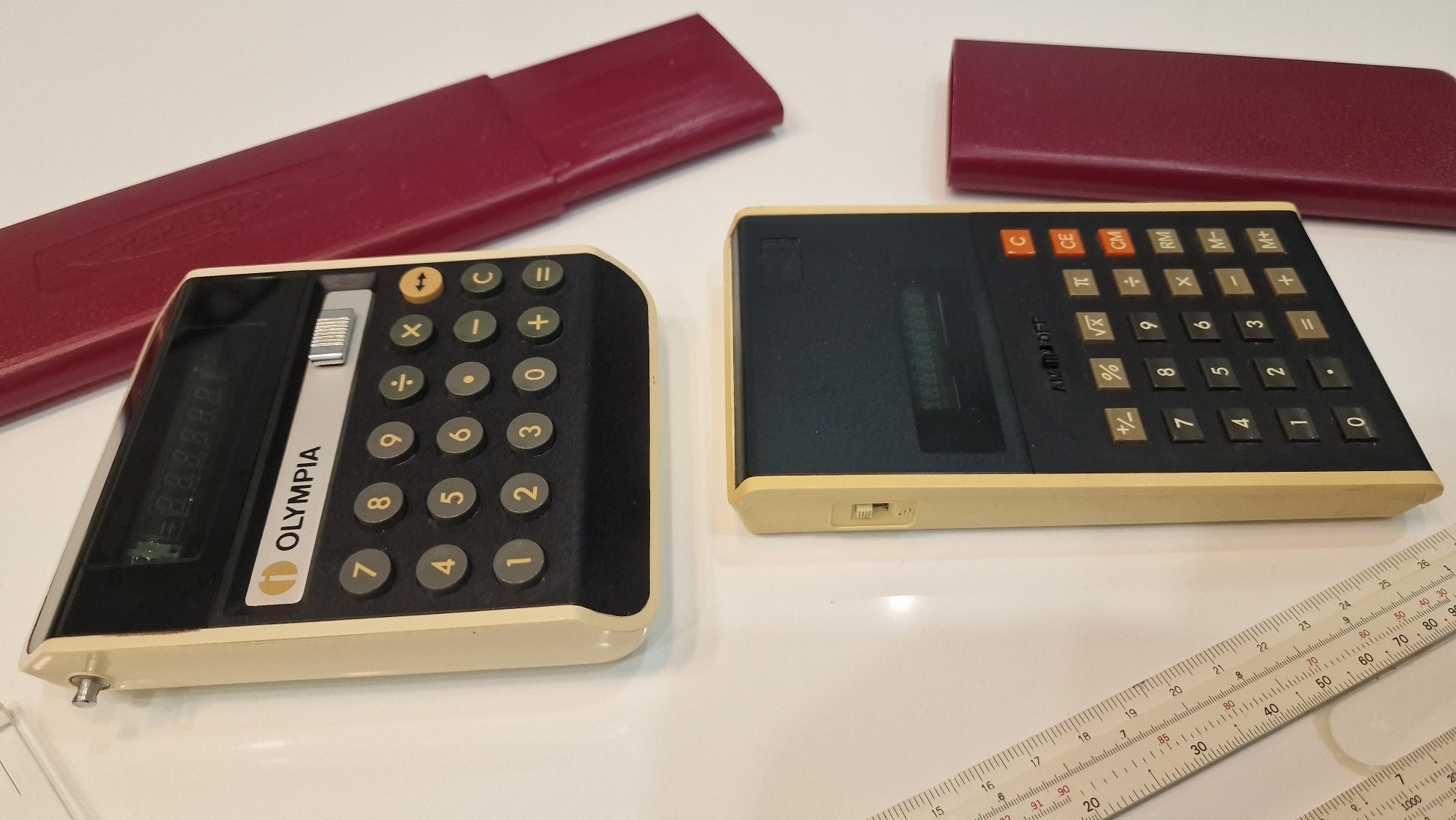 Calculadoras electrónicas antigas & Régua