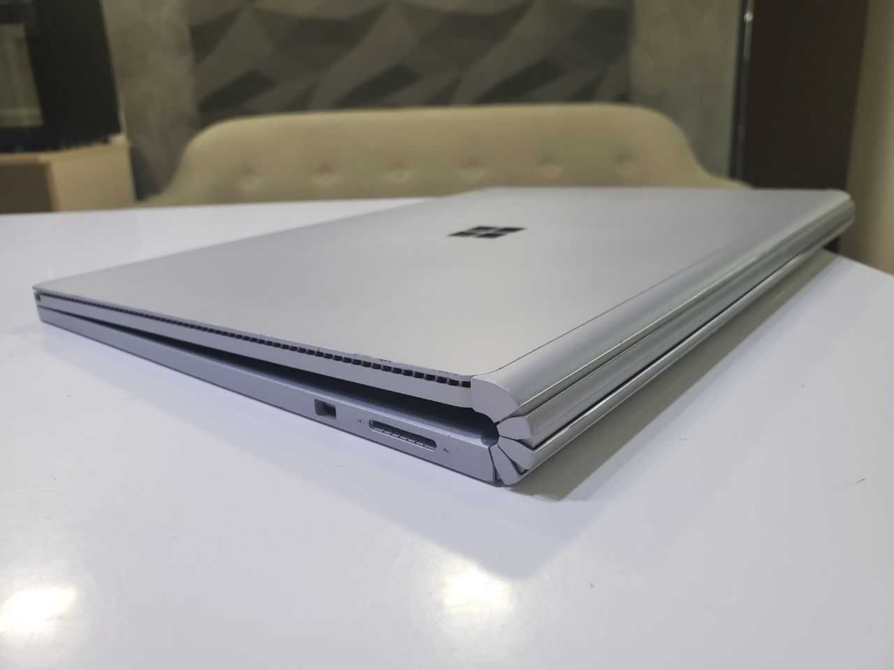 Ноутбук Microsoft Surface Book 13" Cенсорний Intel i5-6300U/8gb/128gb