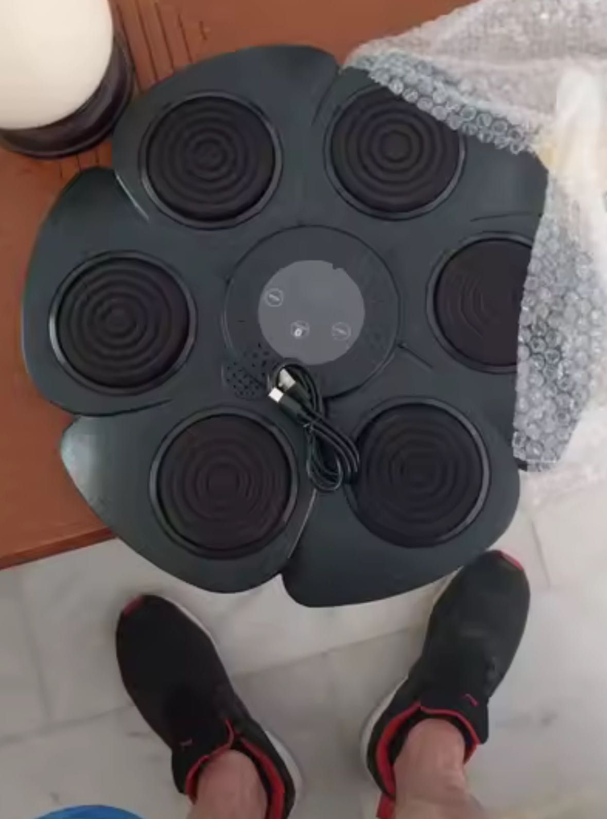 Máquina de Boxe Inteligente Treino com Luzes e Som+ luvas + acessórios