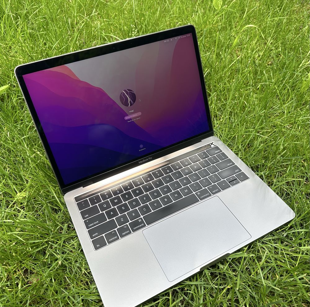 Macbook pro touchbar a1706 i7/16/512gb