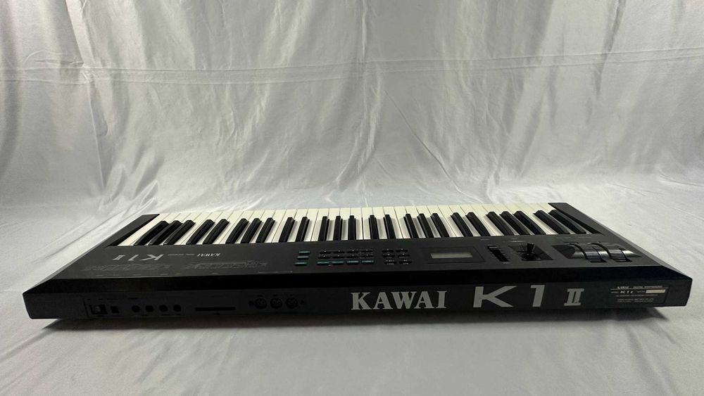Kawai K1 II – Syntezator PCM 61 Klawiszy z Efektami