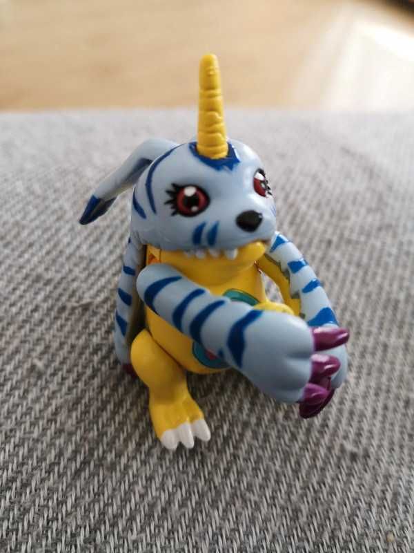 2 Figuras Digimon