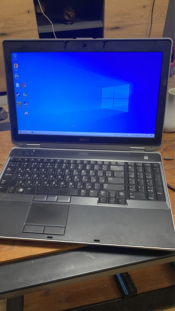 Dell Latitude E6530 I5-3230M 4gd Ram Dell i3-2330i 2gb Ram