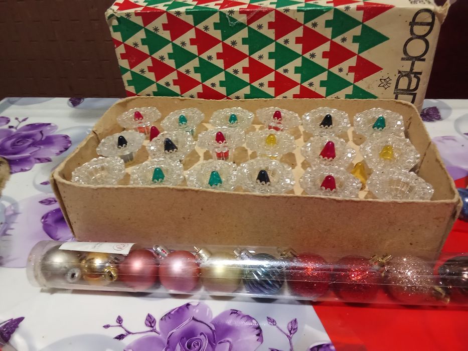 Дед Мороз статуетка,штоф.. фонарики .игрушки на елку.