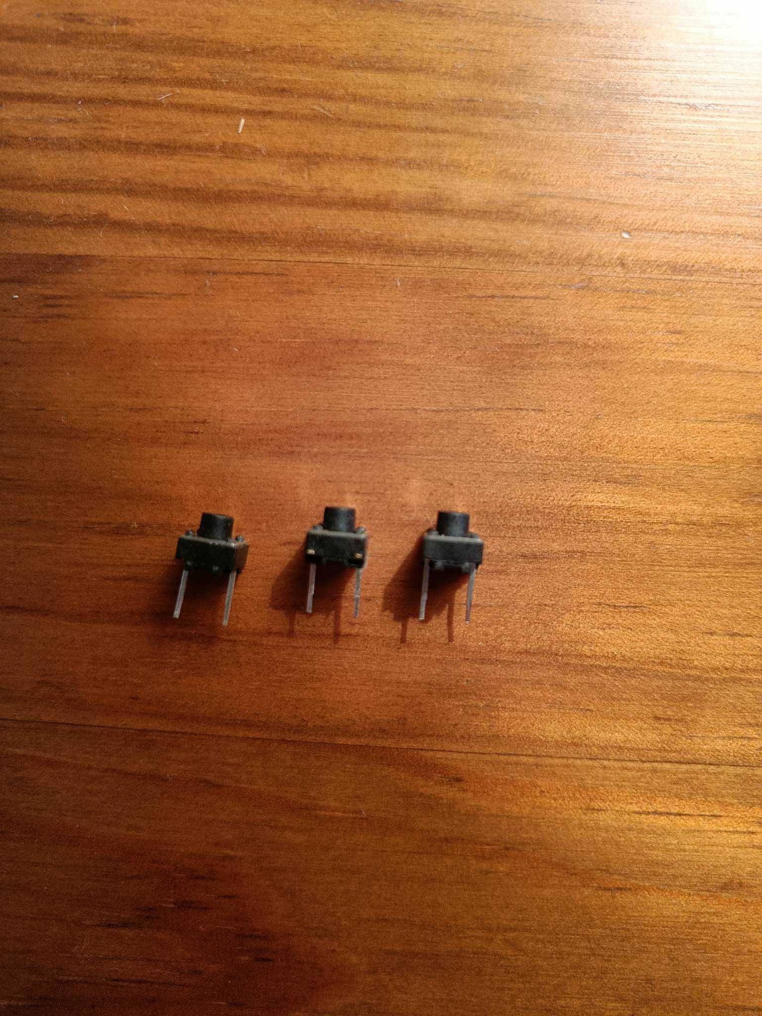 3 Botões de pressão para breadboard 3cent