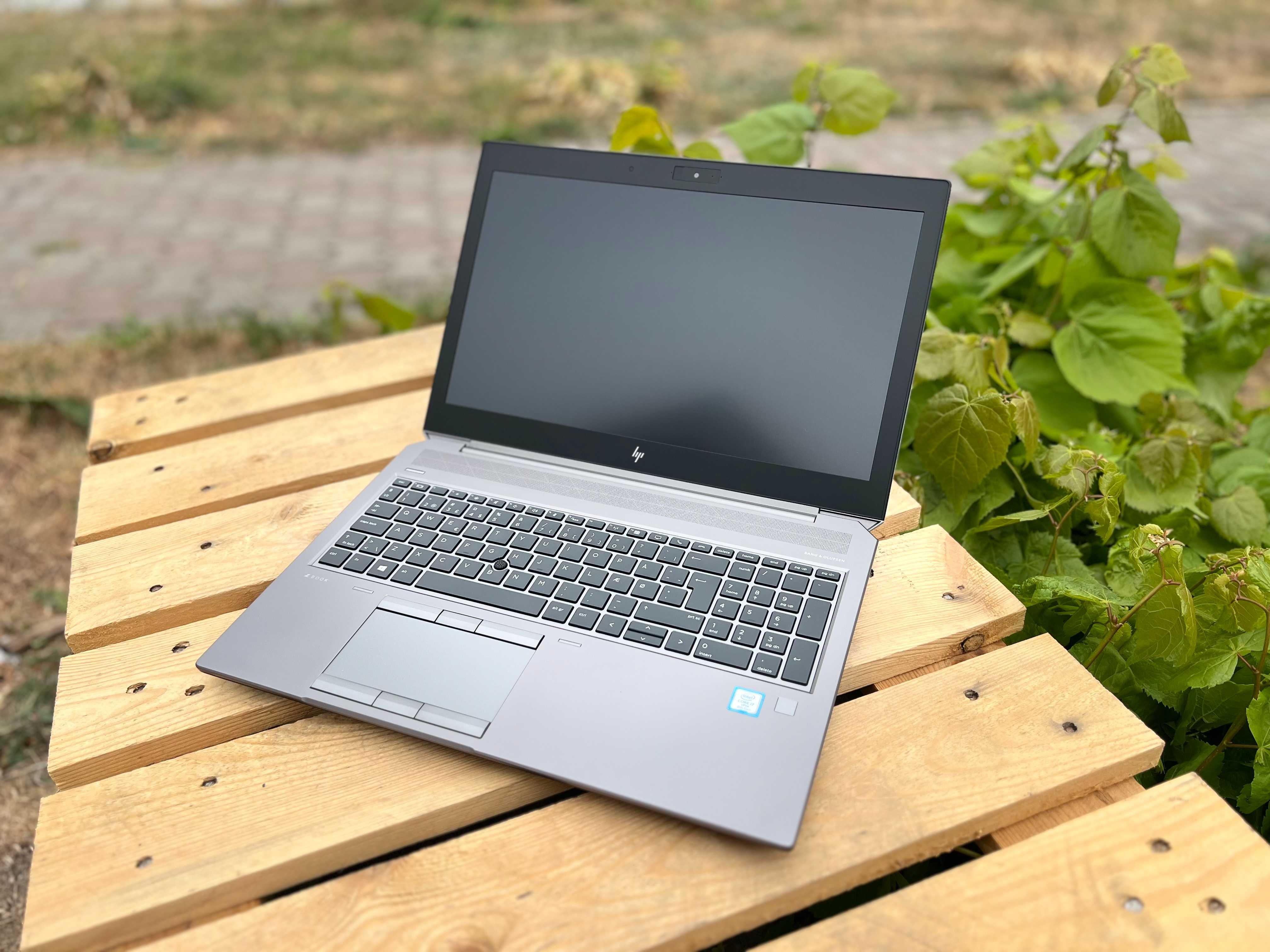 Quadro P1000(4GB) Ноутбук HP Zbook 15 G5/i7-8850H/16GB+SSD256M2/15"IPS