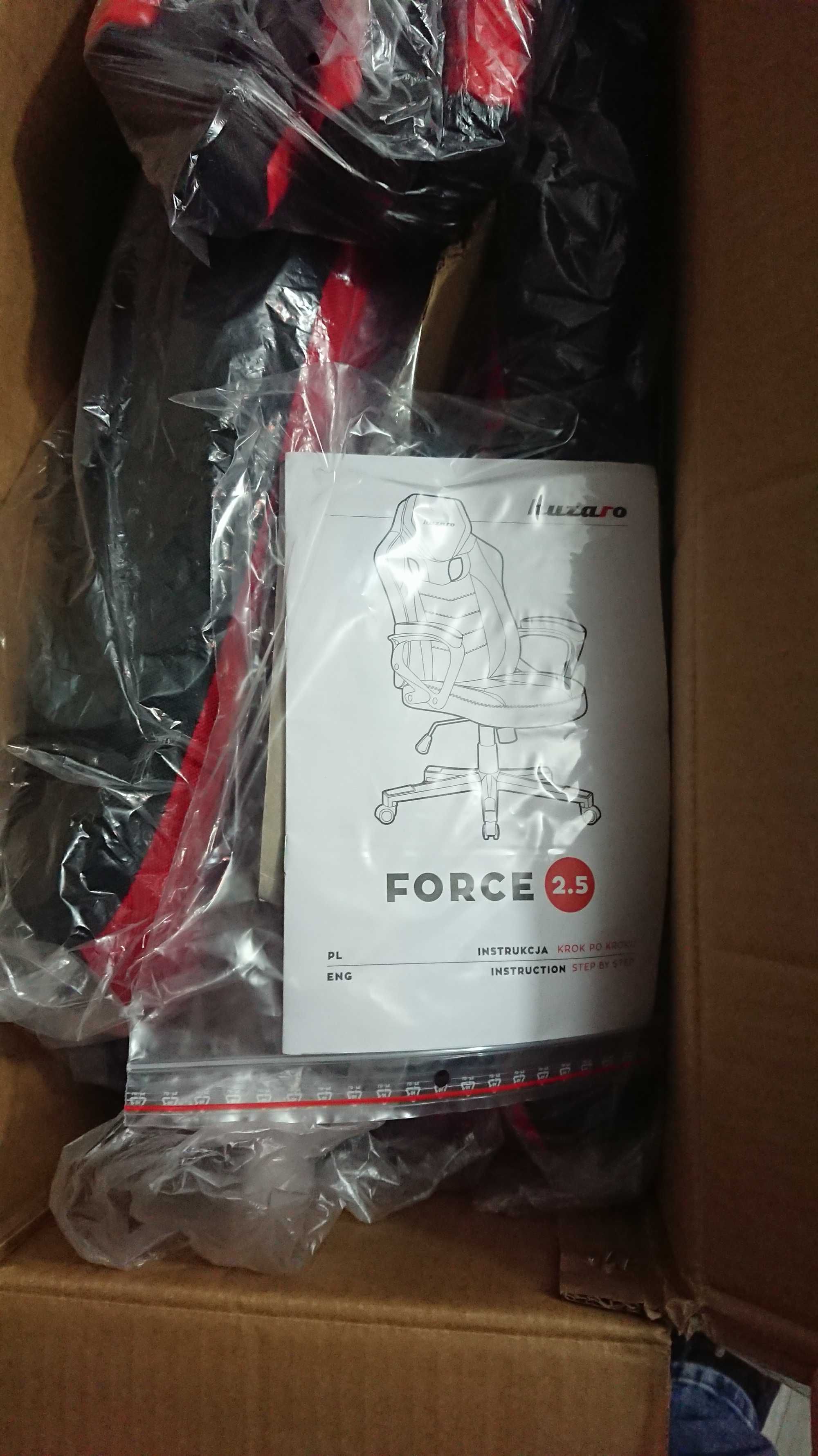 Fotel gamingowy Huzaro Force 2.5 Red Mesh Nowy