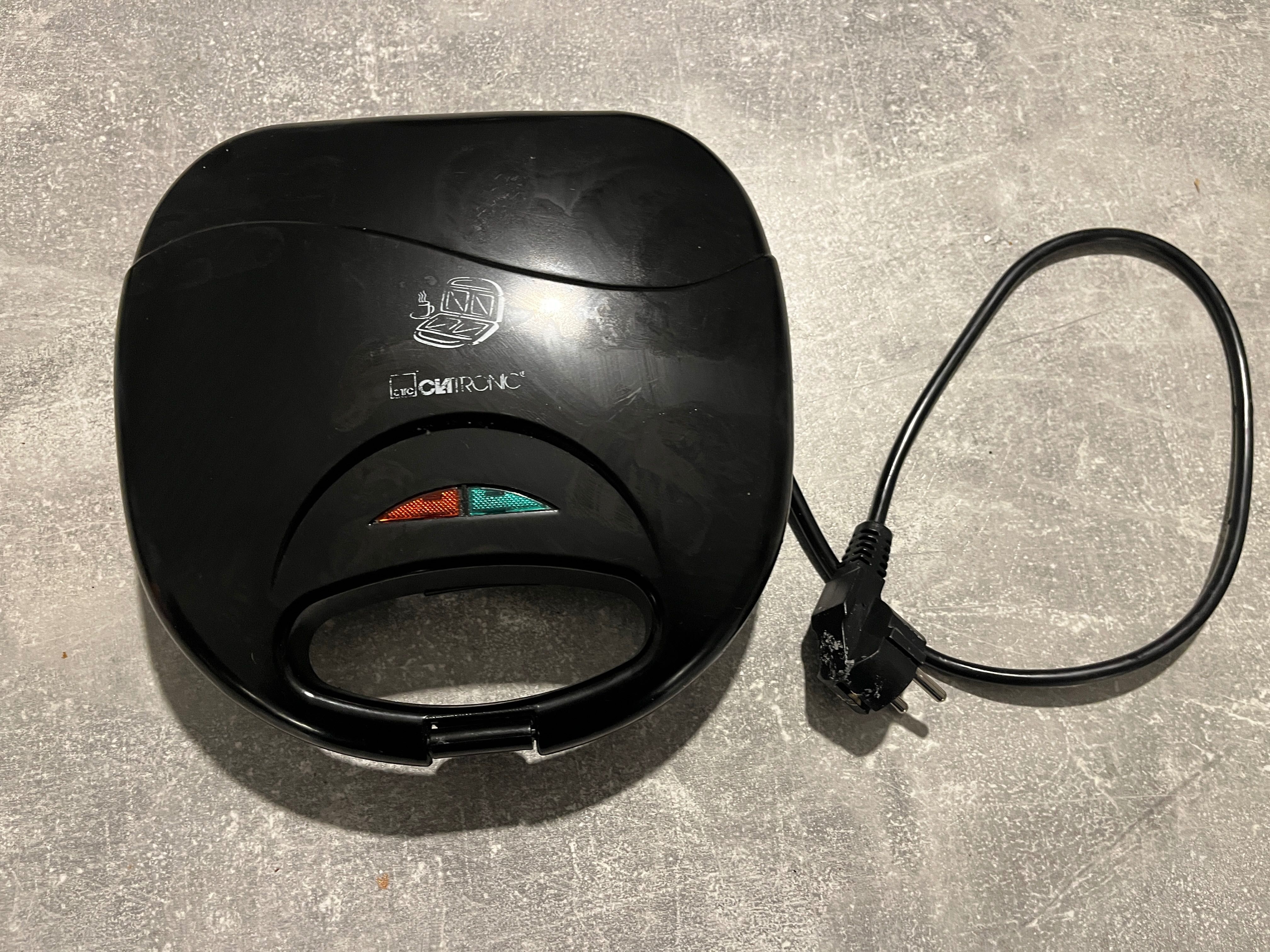 Opiekacz CLATRONIC ST 3477 Czarny