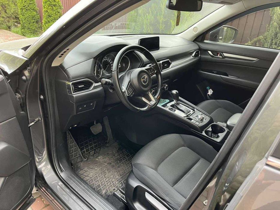 Продаю власну машину Mazda CX-5 2018 року