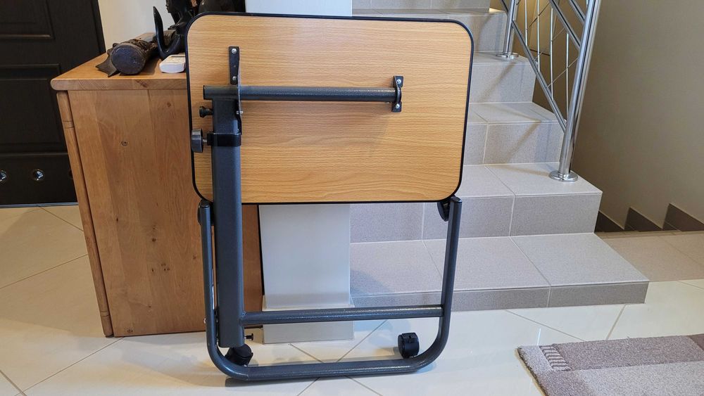 Stolik do karmienia stolik przyłóżkowy stolik medyczny germany