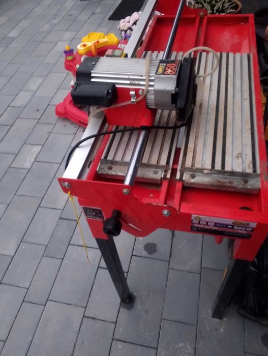 Przecinarka do glazury wodna