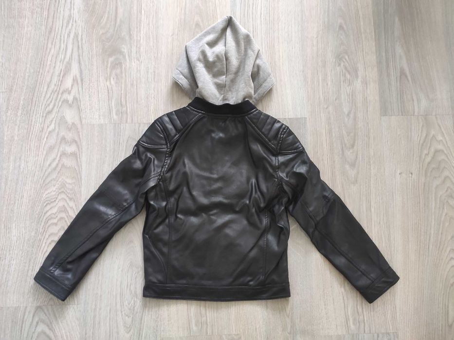 Kurtka bomberka rozm. 134