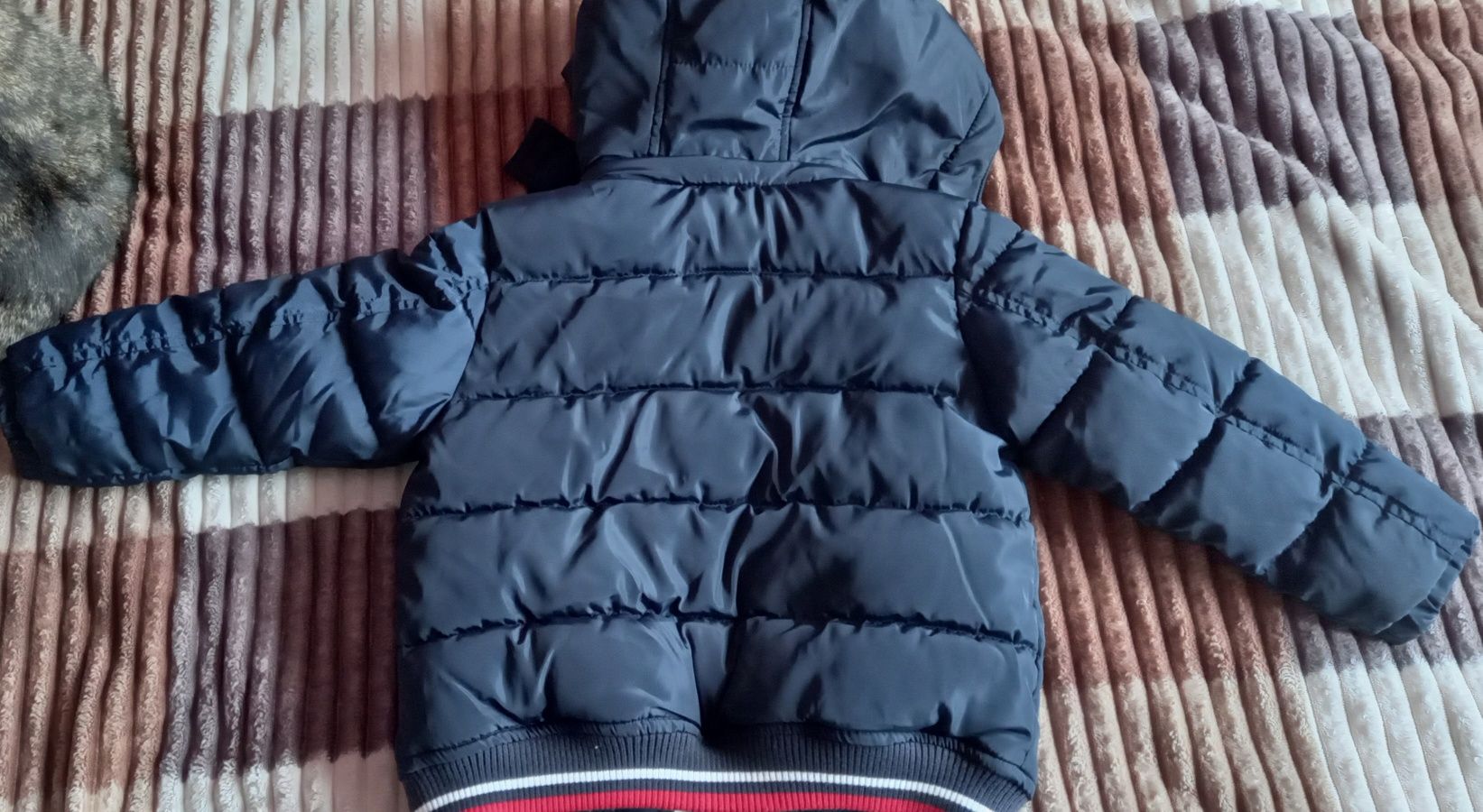 Зимова курточка 2-3роки