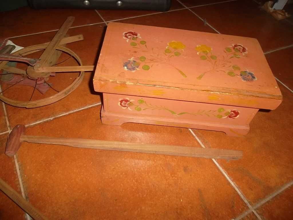 Lote de brinquedos, bonecas, jogos clássicos anos 50/60 VINTAGE