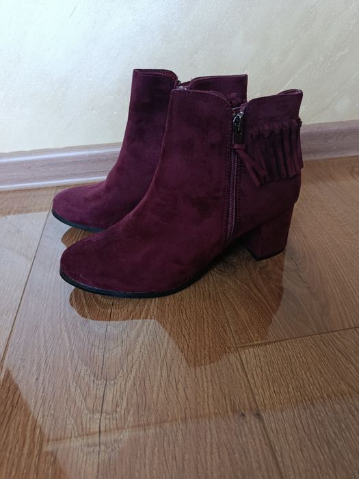 Замшеві ботильйони
