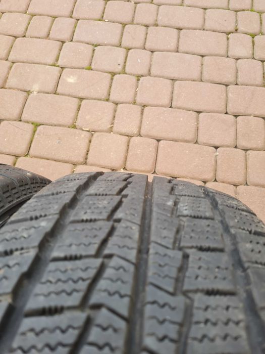 Opony Hankook Winter RW06  215/60/17 C 109/107T  7mm