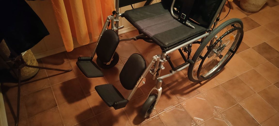 Wózek inwalidzki timago z regulacją oparcia