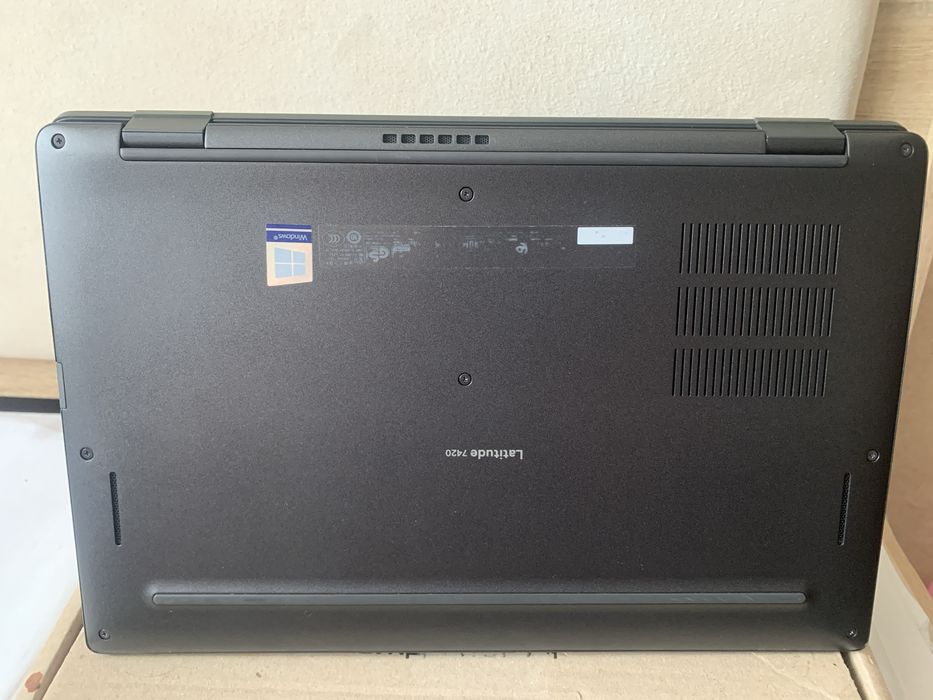 DELL Latitude 7420 8/256 і5-1145G7 Iris Xe