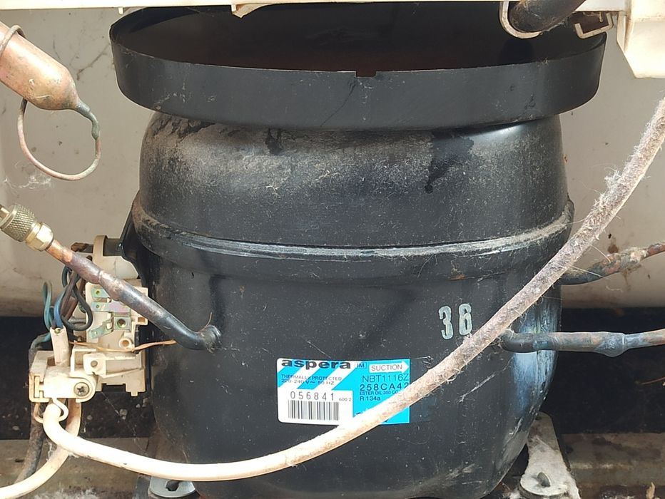 Продам холодильник