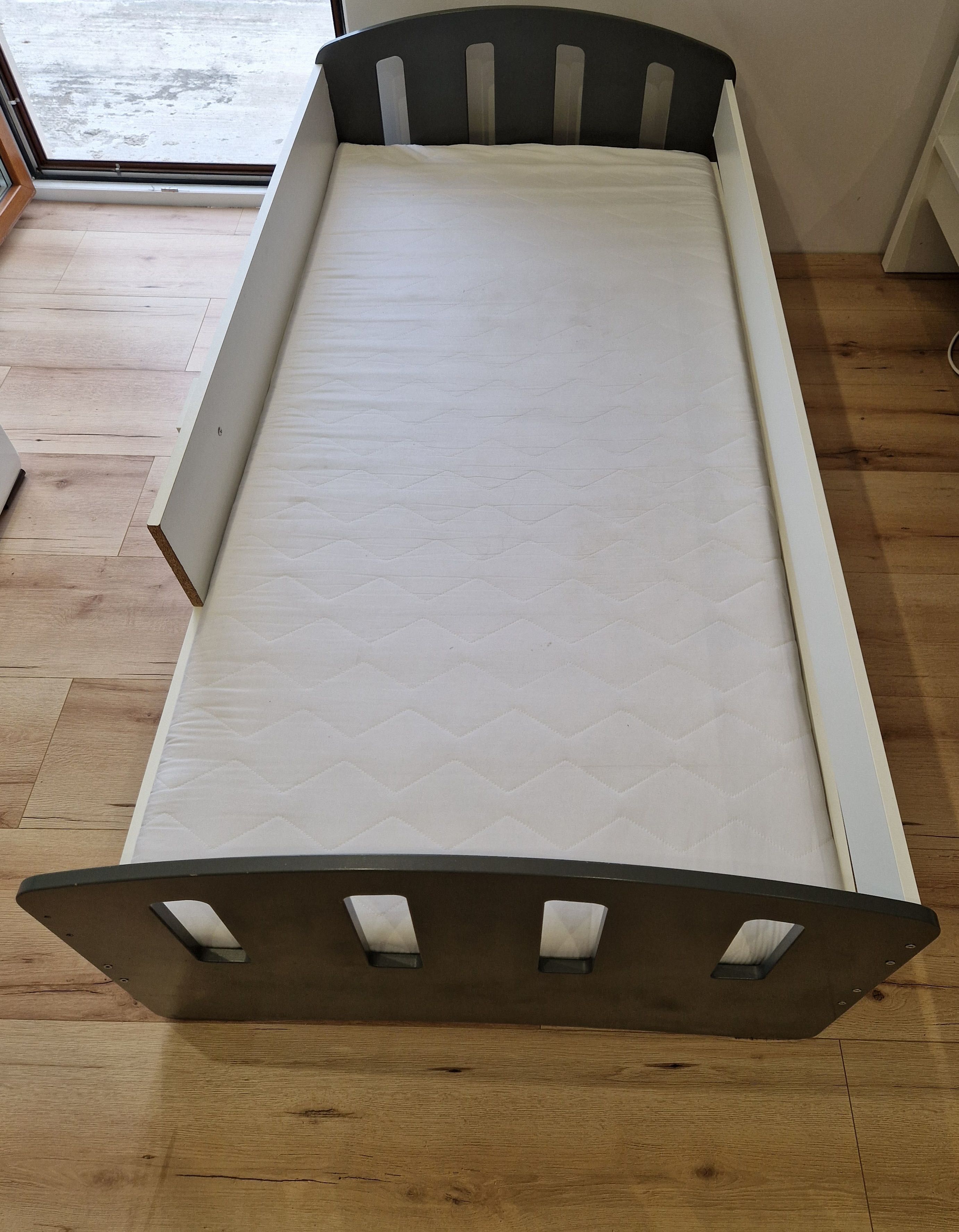 Łóżko dziecięce + materac 180x90
