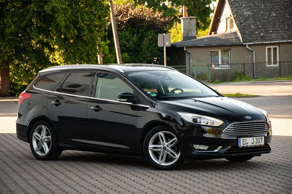 Ford Focus Piękny Ford Focus z Niemiec *NAVI*