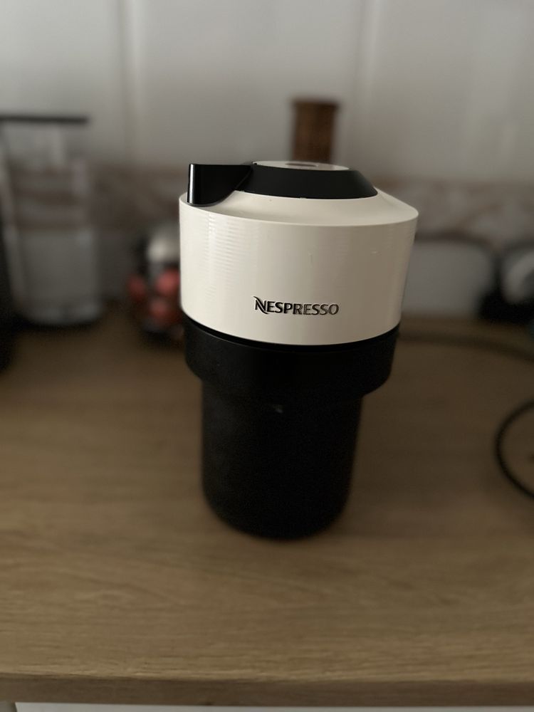 Maquina café nespresso VERTUO POP