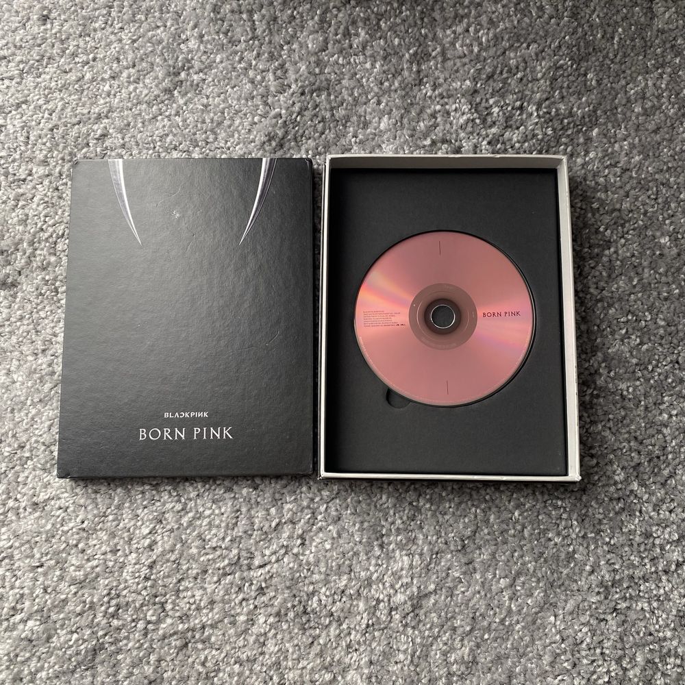 BlackPink - Born Pink