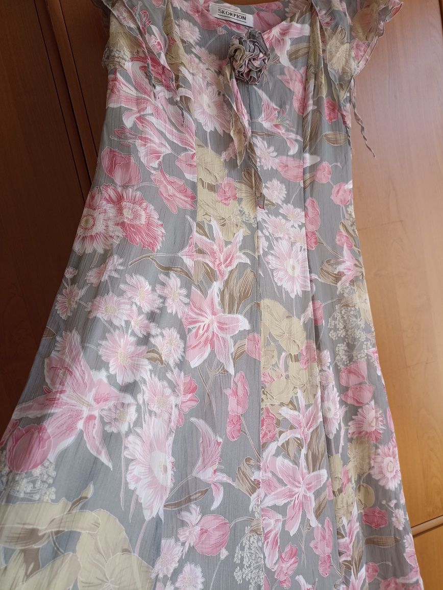 Sukienka midi w kwiaty r. 46