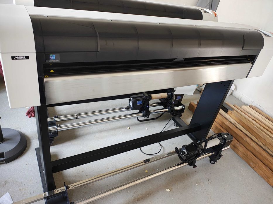 Ploter drukarka wielkoformatowa MUTOH RJ900X + zwijacz