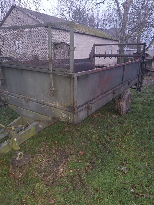 Розкидач органічних добрив 4т.