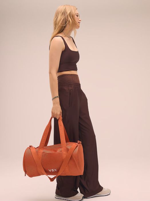 Спортивна сумка Victoria's Secret VSX Mesh Duffle Bag Vintage Luggage