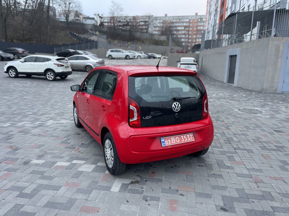 Продам ідеальний VW UP