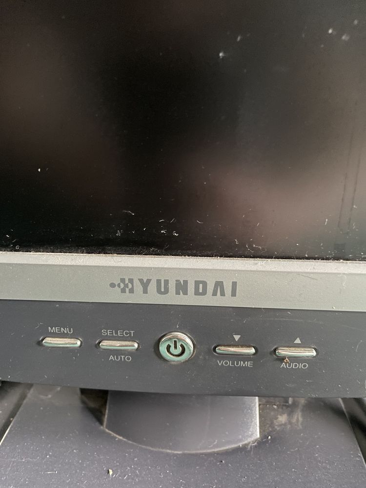 Монитор Hyundai L50S