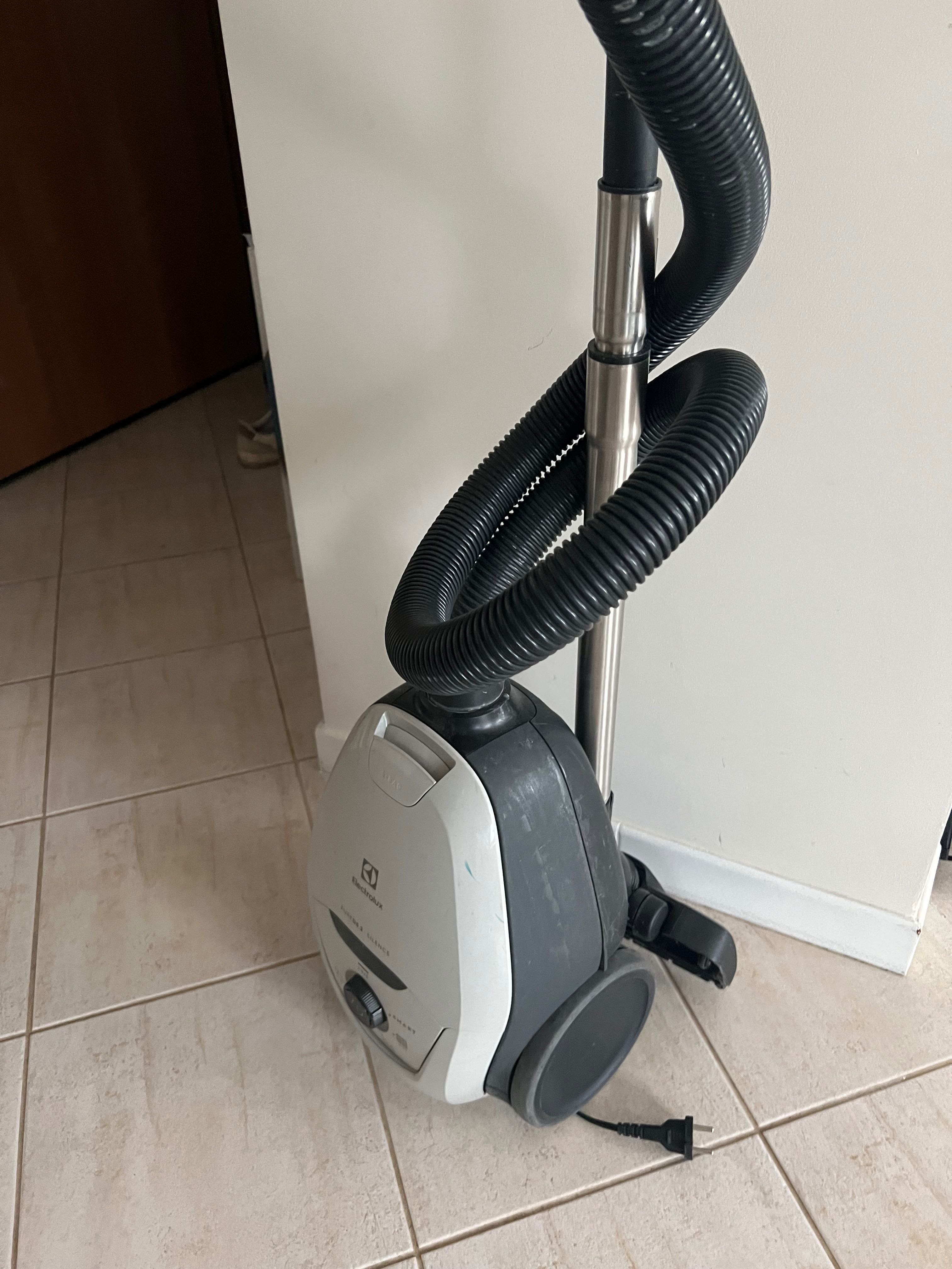 Odkurzacz Electrolux Pure D8.2 silence