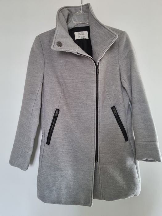 Jesienno-zimowy płaszcz