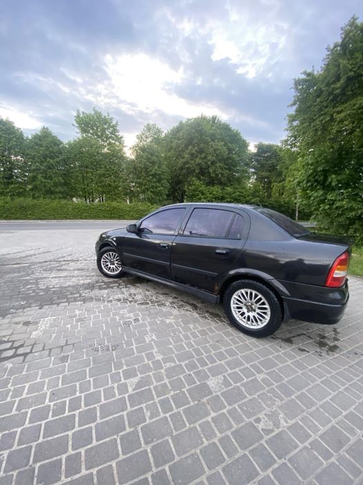 Опель Астра 1.4 2008 рік