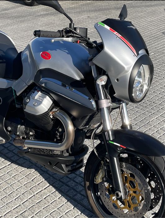 Vendo, Moto Guzzi  1200 Sport em excelente estado