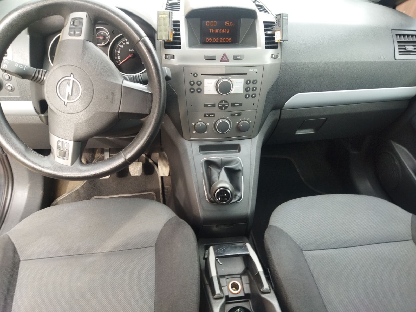 Продам OPEL ZAFIRA 2006