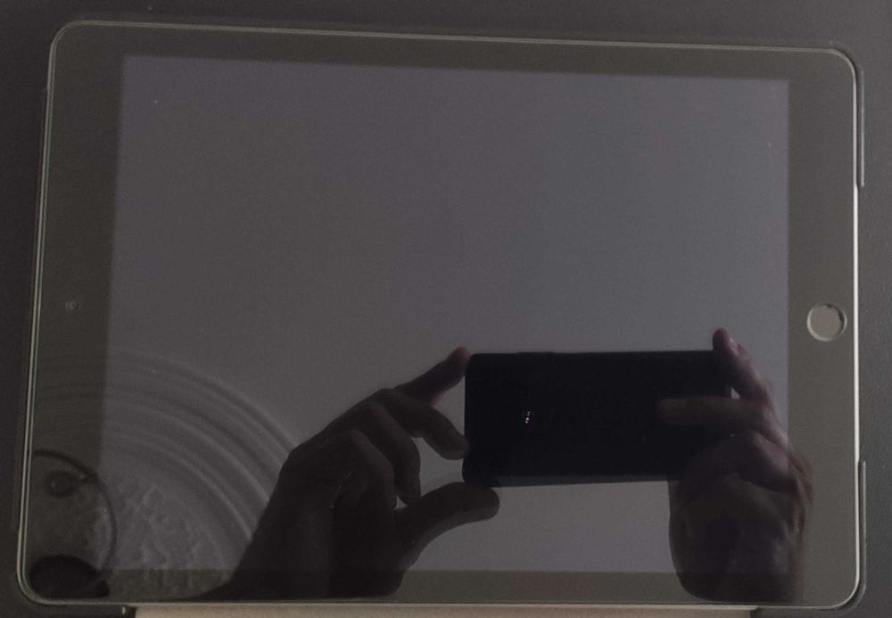 iPad (5ª geração) - 32 GB - Para peças