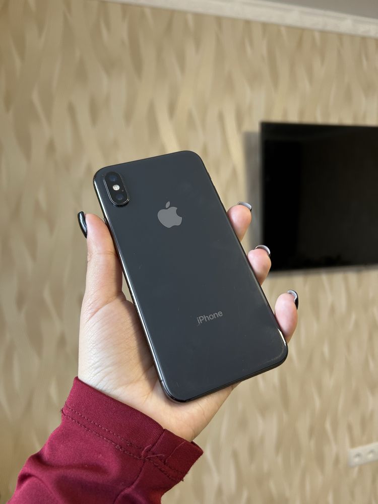 Продам iPhone X