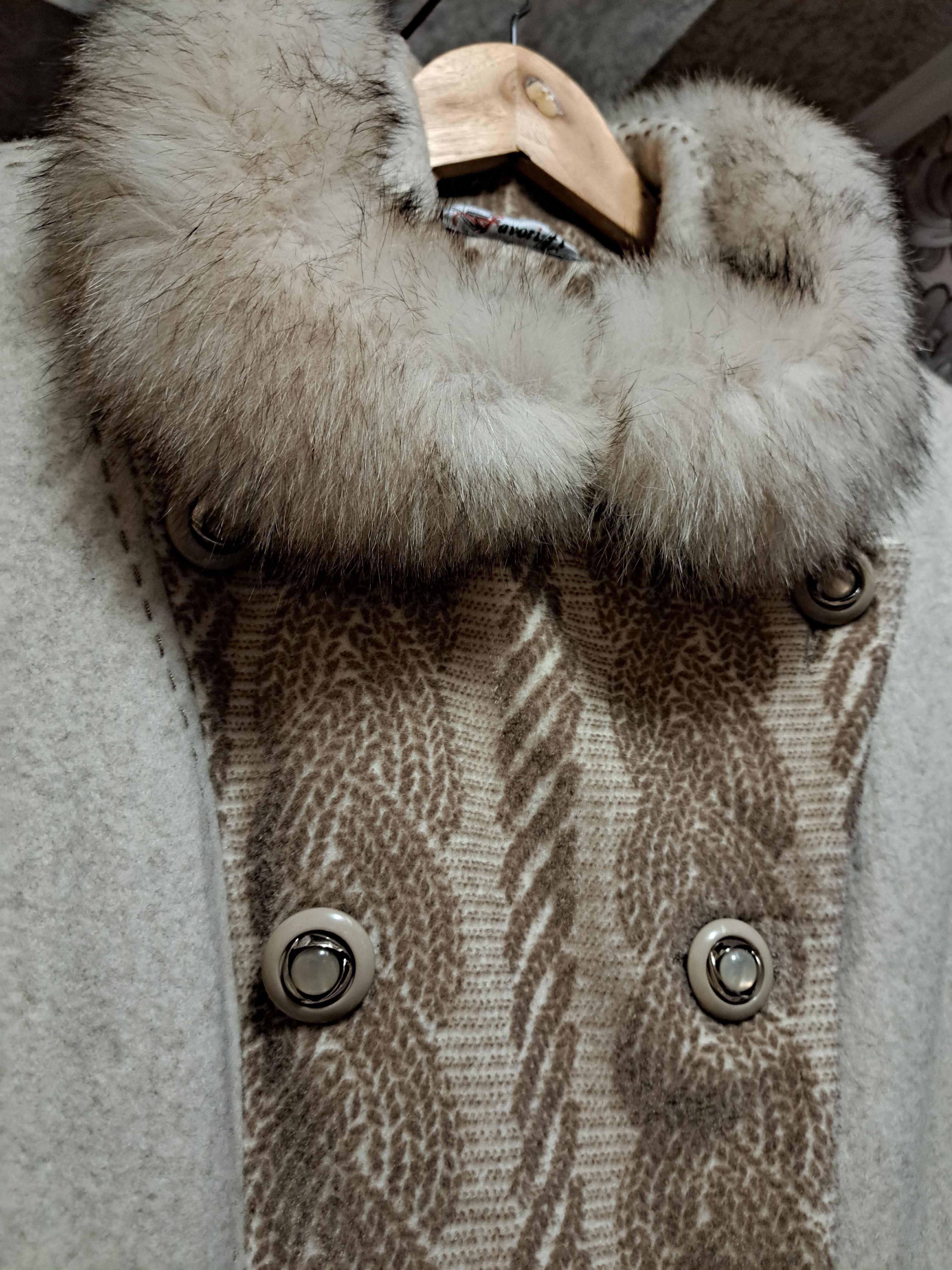 Зимнее женское пальто р.46